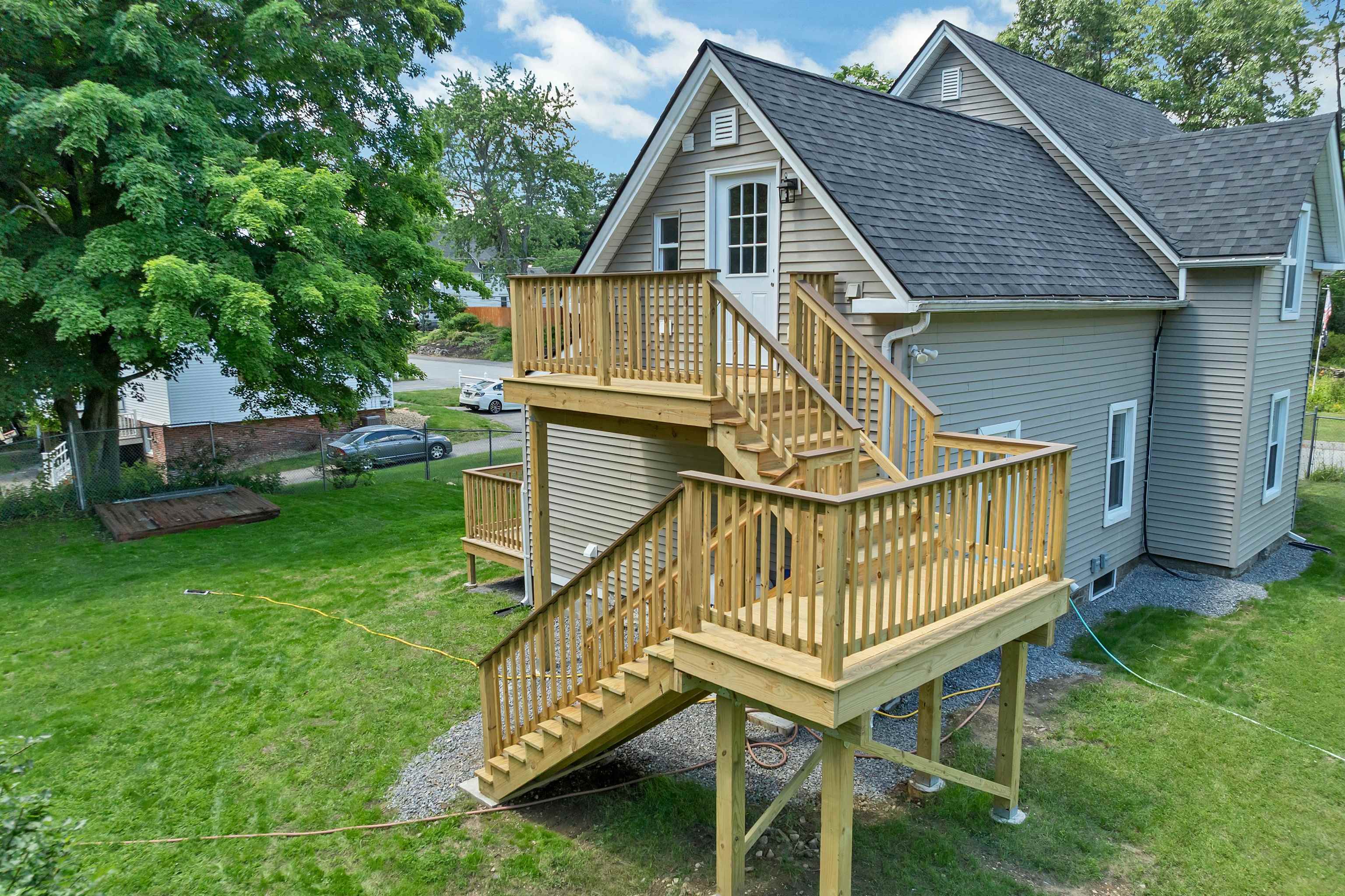 16 Brook Street Derry, NH 03038 - Photo 6 of 60