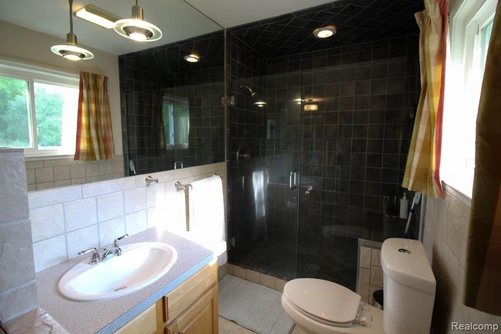6130 Sheldon Road Rochester Hills, MI 48306 - Photo 15 of 32