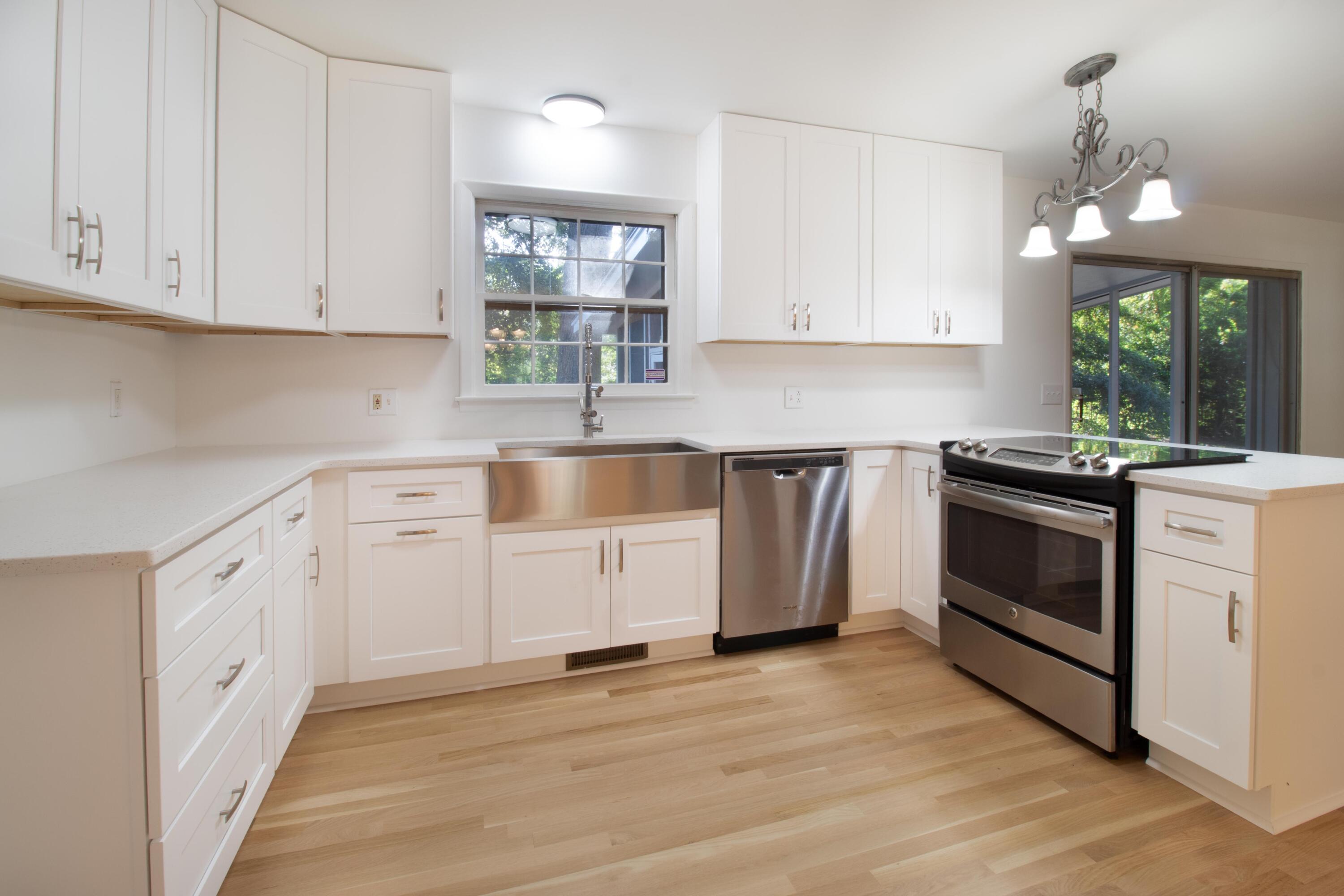 2320 Wofford Road Charleston, SC 29414 - Photo 4 of 32 IMG_0716-Edit