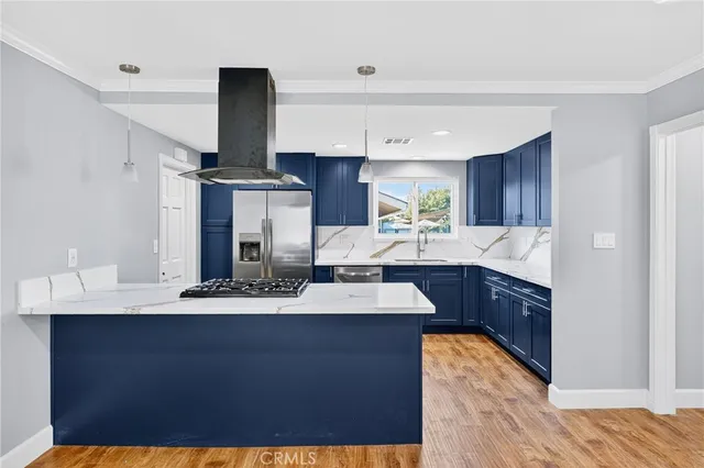 $1,289,000 | 445 East Hoover Avenue, Orange, CA 92867