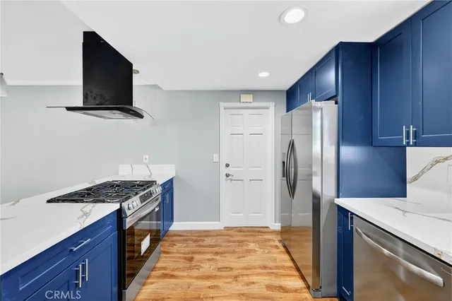 $1,289,000 | 445 East Hoover Avenue, Orange, CA 92867