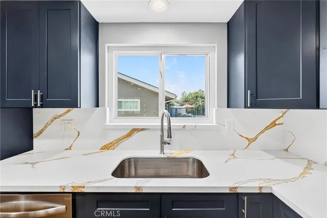 $1,289,000 | 445 East Hoover Avenue, Orange, CA 92867