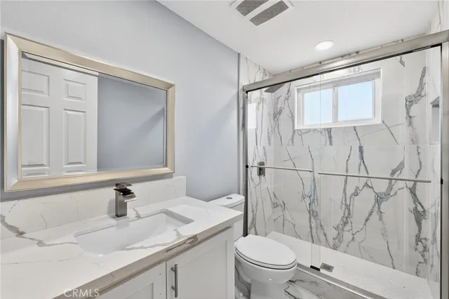 $1,289,000 | 445 East Hoover Avenue, Orange, CA 92867