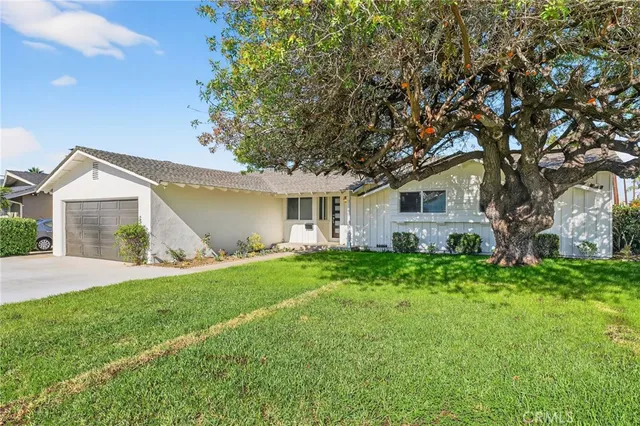 $1,289,000 | 445 East Hoover Avenue, Orange, CA 92867