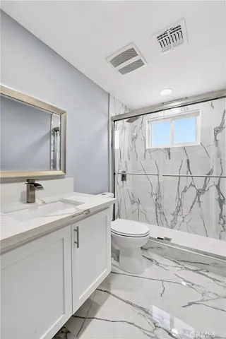 $1,289,000 | 445 East Hoover Avenue, Orange, CA 92867