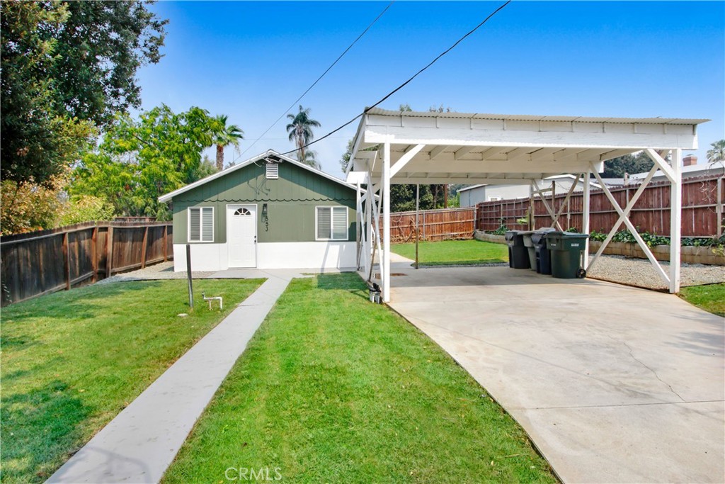 553 Roosevelt Road Redlands, CA 92374 - Photo 1 of 1