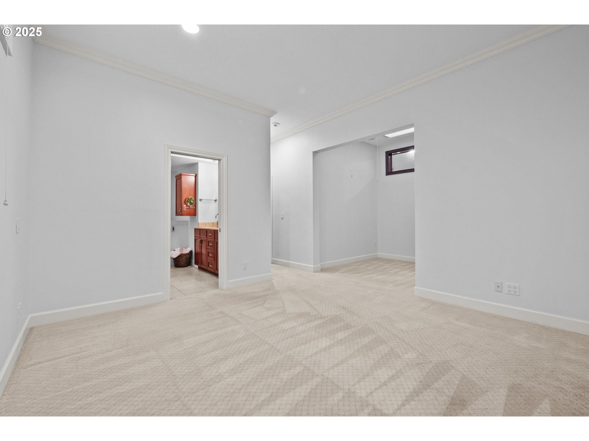 604 Southwest Arboretum Circle Portland, OR 97221 - Photo 27 of 40