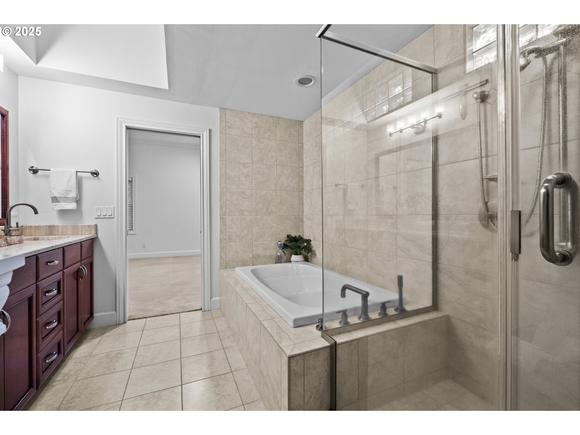 604 Southwest Arboretum Circle Portland, OR 97221 - Photo 30 of 40