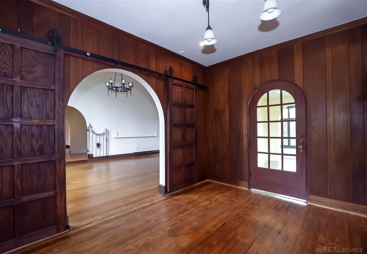 762 Bedford Road Grosse Pointe Park, MI 48230 - Photo 12 of 57