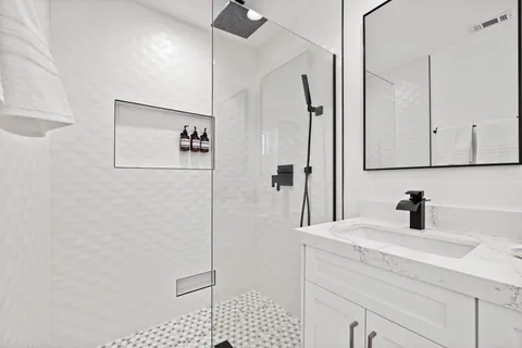 $724,900 | 41700 Jamaica Sands Drive, Bermuda Dunes, CA 92203