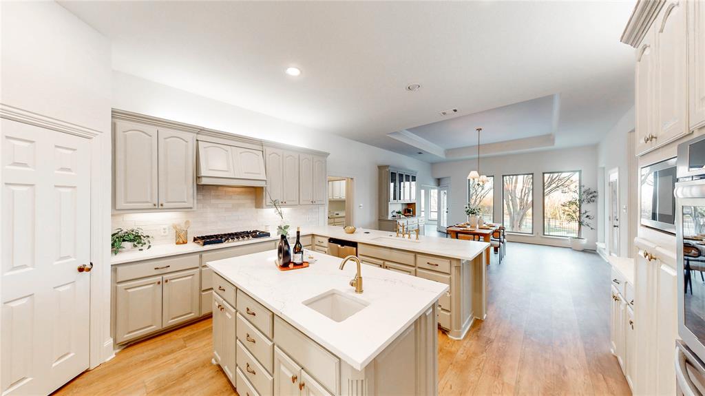 326 West Hickory Ridge Circle Argyle, TX 76226 - Photo 14 of 40