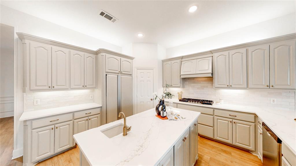 326 West Hickory Ridge Circle Argyle, TX 76226 - Photo 16 of 40