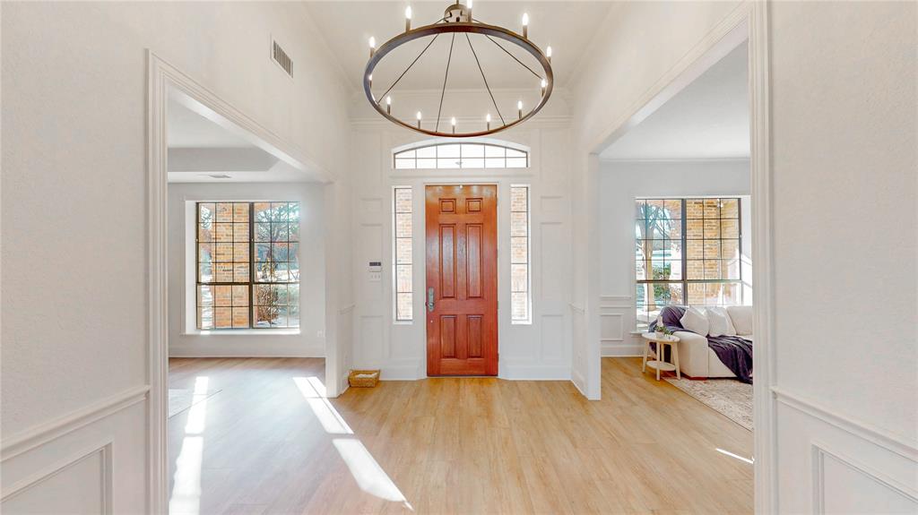 326 West Hickory Ridge Circle Argyle, TX 76226 - Photo 4 of 40