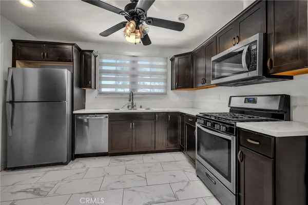 $4,600 | 6139 Tampa Avenue, Tarzana, CA 91335