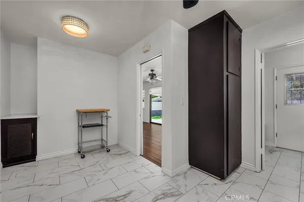 $4,600 | 6139 Tampa Avenue, Tarzana, CA 91335