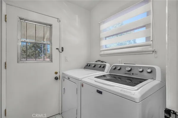 $4,600 | 6139 Tampa Avenue, Tarzana, CA 91335
