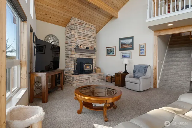 $799,900 | 997 Burnt Ridge Road, Onalaska, WA 98570