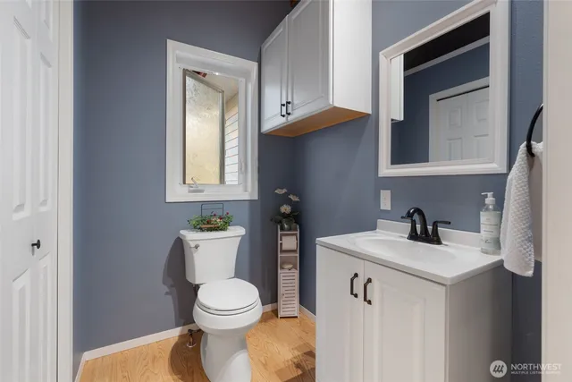 $799,900 | 997 Burnt Ridge Road, Onalaska, WA 98570