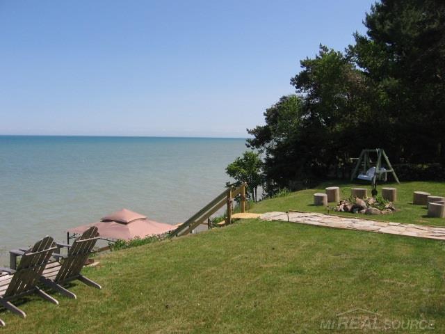 3932 Lakeshore Road Deckerville, MI 48427 - Photo 24 of 33 31251006-23.JPG
