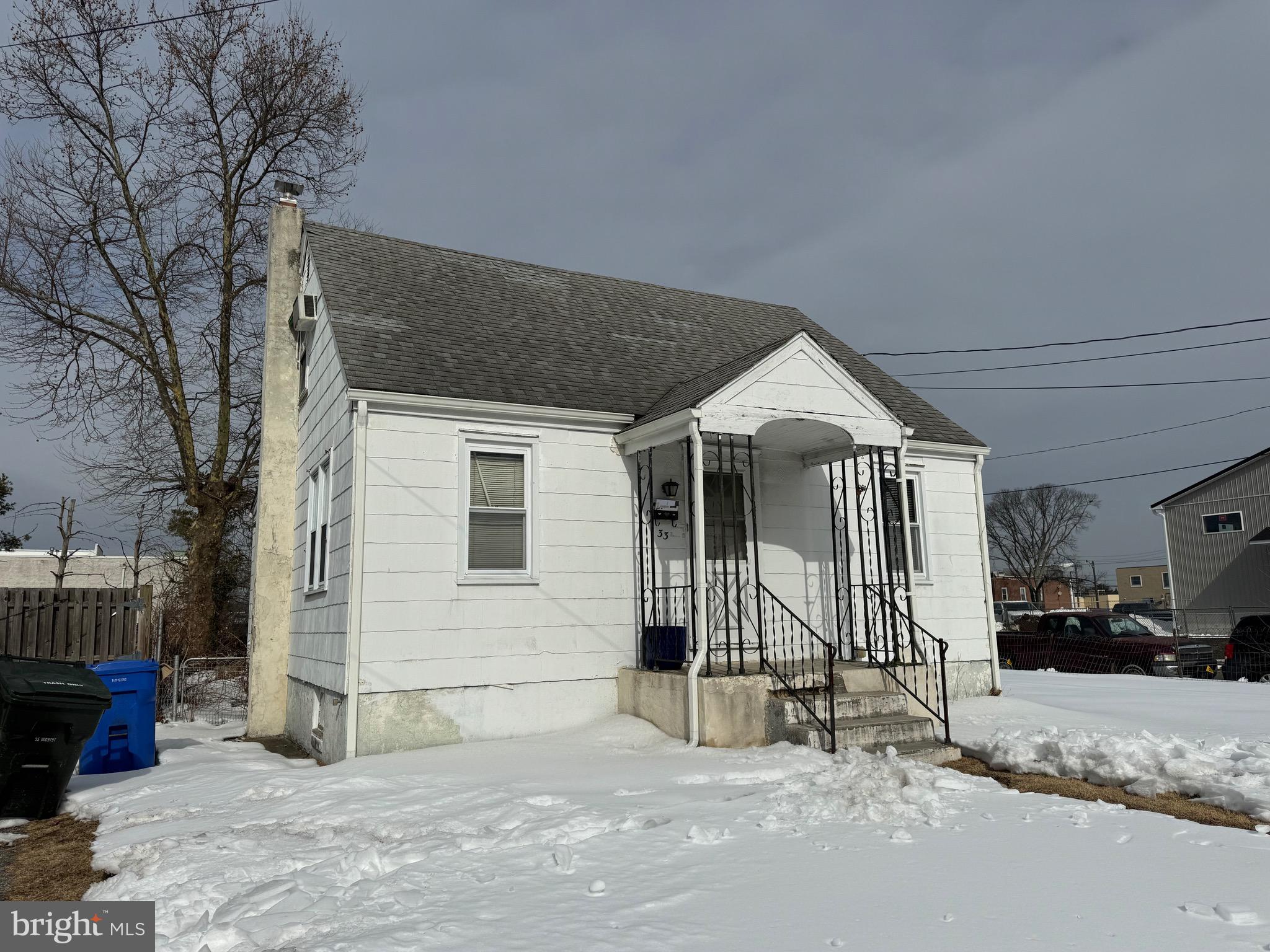 33 Morris Street Burlington, NJ 08016 - Photo 2 of 11