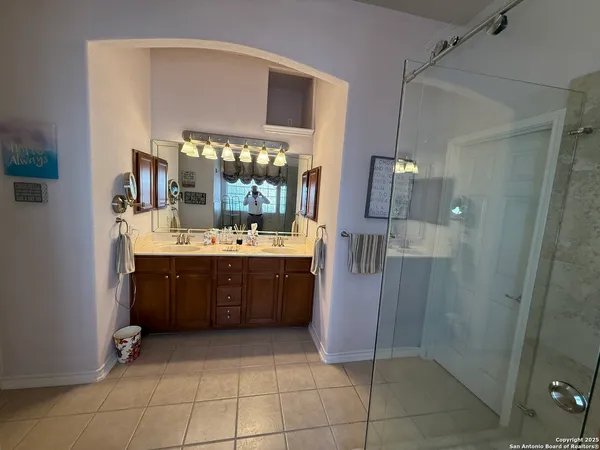 $3,000 | 1242 Tweed Willow, San Antonio, TX 78258