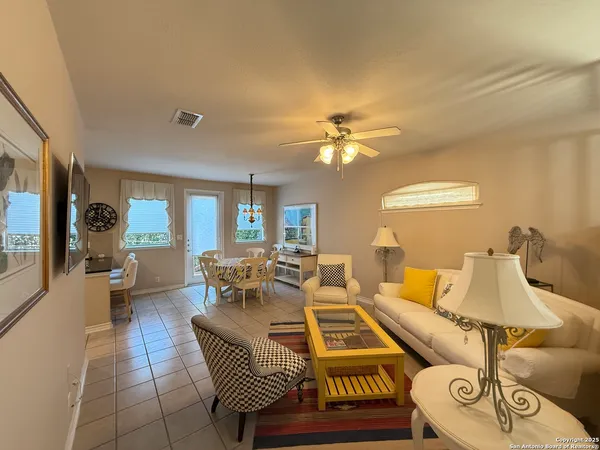 $3,000 | 1242 Tweed Willow, San Antonio, TX 78258