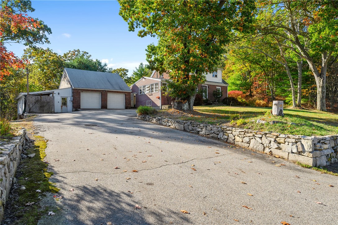 178 Old County Road Smithfield, RI 02917 - Photo 26 of 32