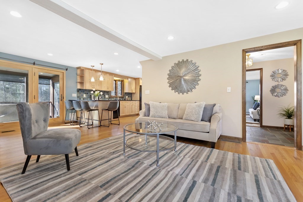 512 Springs Road Bedford, MA 01730 - Photo 3 of 41 Gallery Image 3