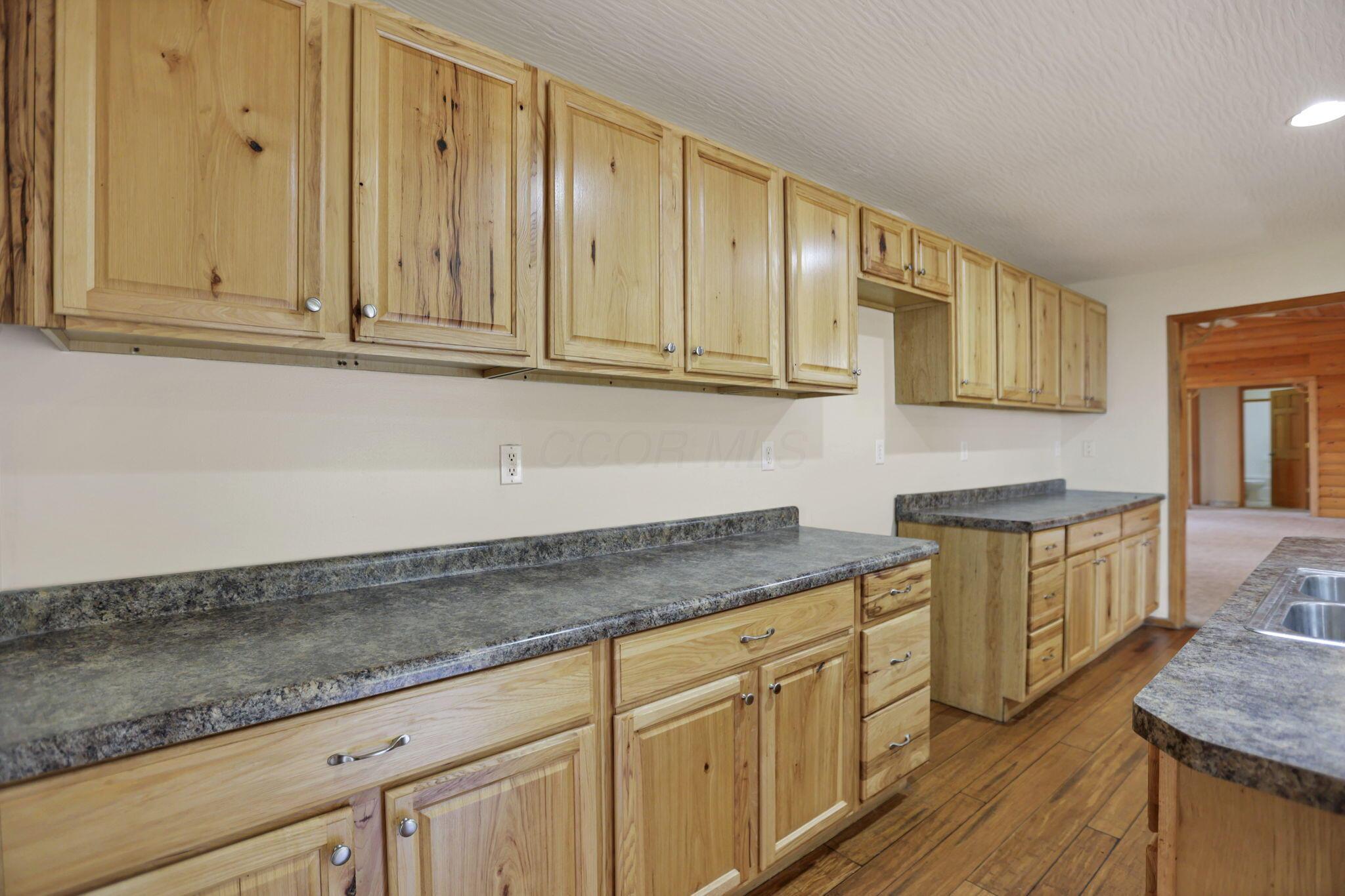 10295 Lookout Road Southwest Lancaster, OH 43130 - Photo 22 of 70 1000006324