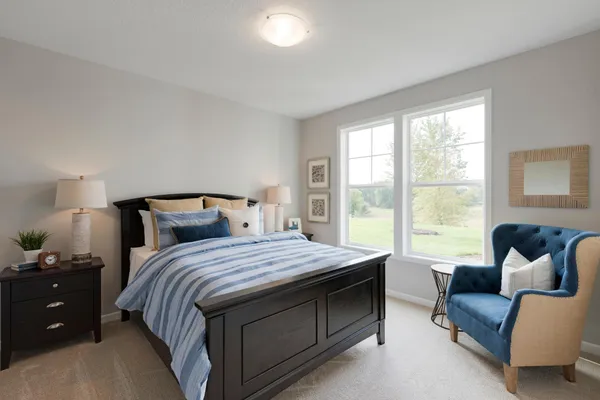 $1,175,000 | 725 Crest Curve, Hudson, WI 54016