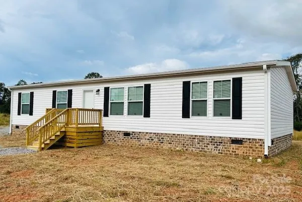 $249,000 | 501 Eagle Mills Road, Hamptonville, NC 27020