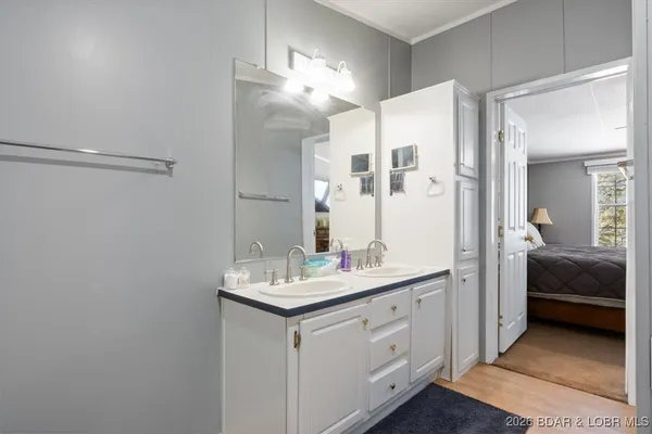 $498,900 | 27420 Cross Lane Circle, Barnett, MO 65011