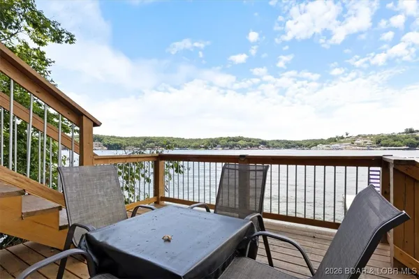 $498,900 | 27420 Cross Lane Circle, Barnett, MO 65011