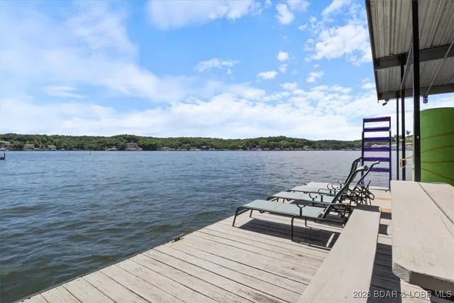 $499,900 | 27420 Cross Lane Circle, Barnett, MO 65011