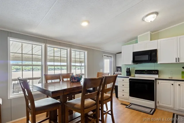 $499,900 | 27420 Cross Lane Circle, Barnett, MO 65011