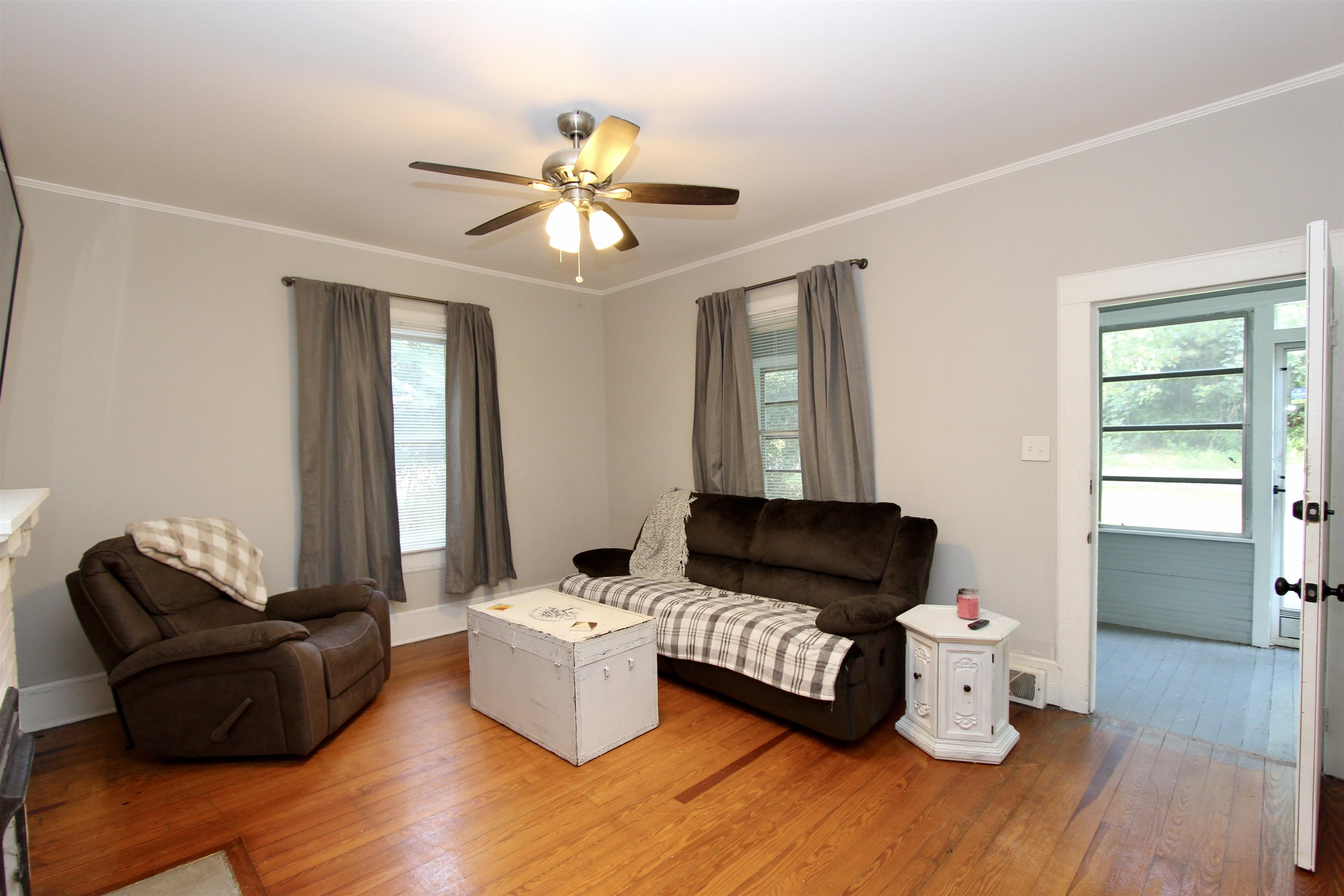 8 1st Street Inman, SC 29349 - Photo 3 of 16