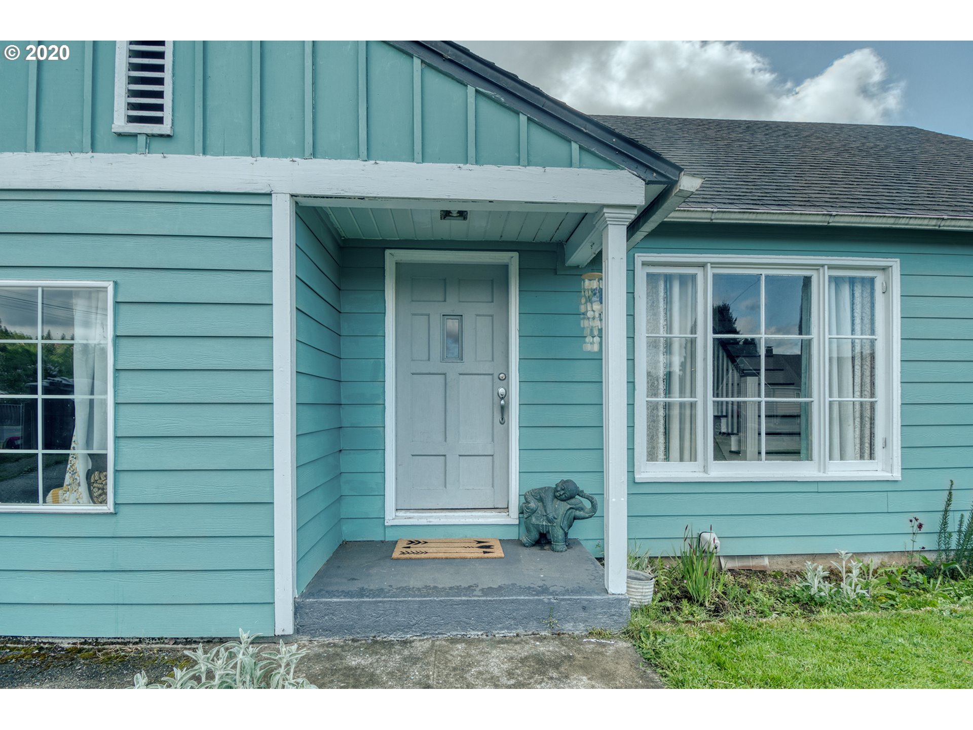 154 Northeast Whitney Street Camas, WA 98607 - Photo 4 of 32