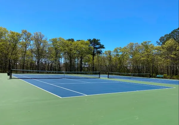 $1,799,000 | 7 Upper Meadow Lane, Oak Bluffs, MA 02557