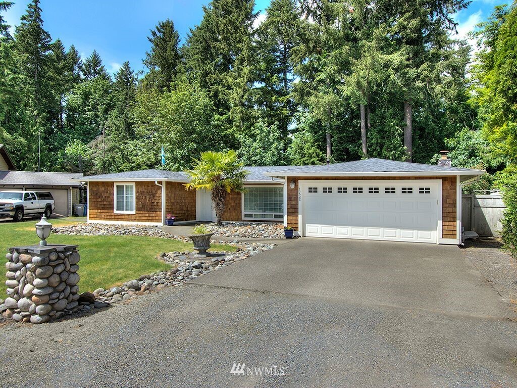 13808 Southeast 141st Street Renton, WA 98059 - Photo 1 of 17