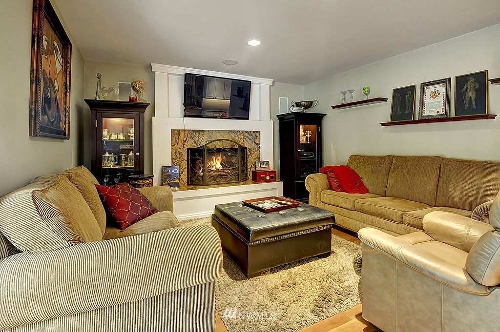 13808 Southeast 141st Street Renton, WA 98059 - Photo 12 of 17