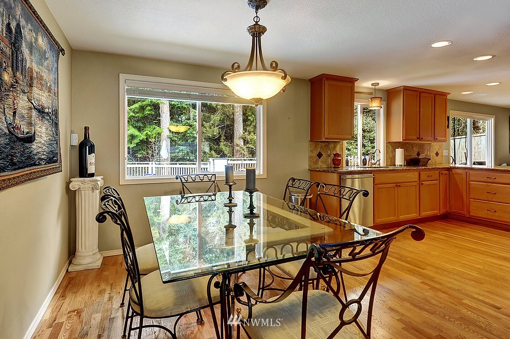 13808 Southeast 141st Street Renton, WA 98059 - Photo 6 of 17