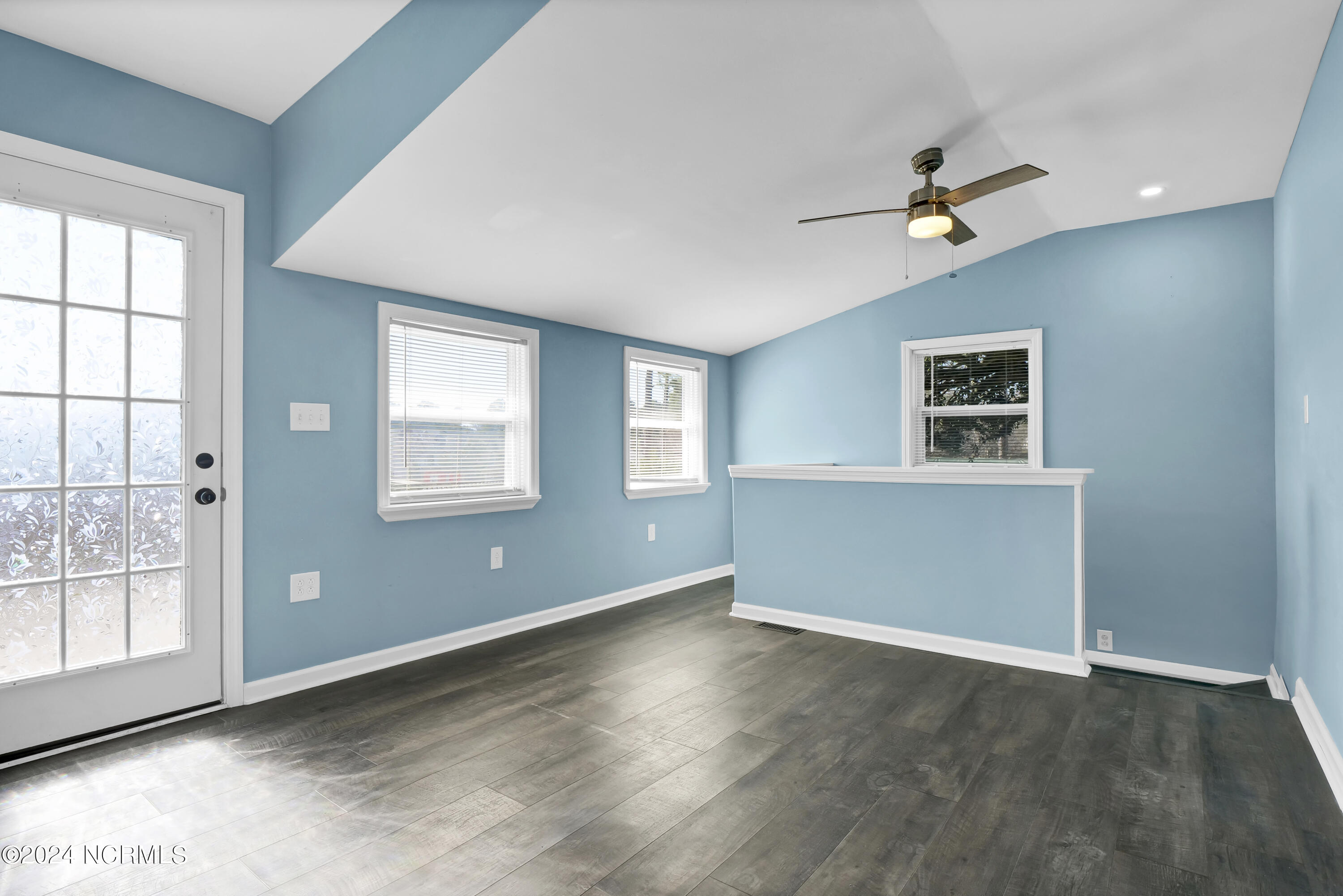 2264 Sloop Point Road Hampstead, NC 28443 - Photo 18 of 34 Den
