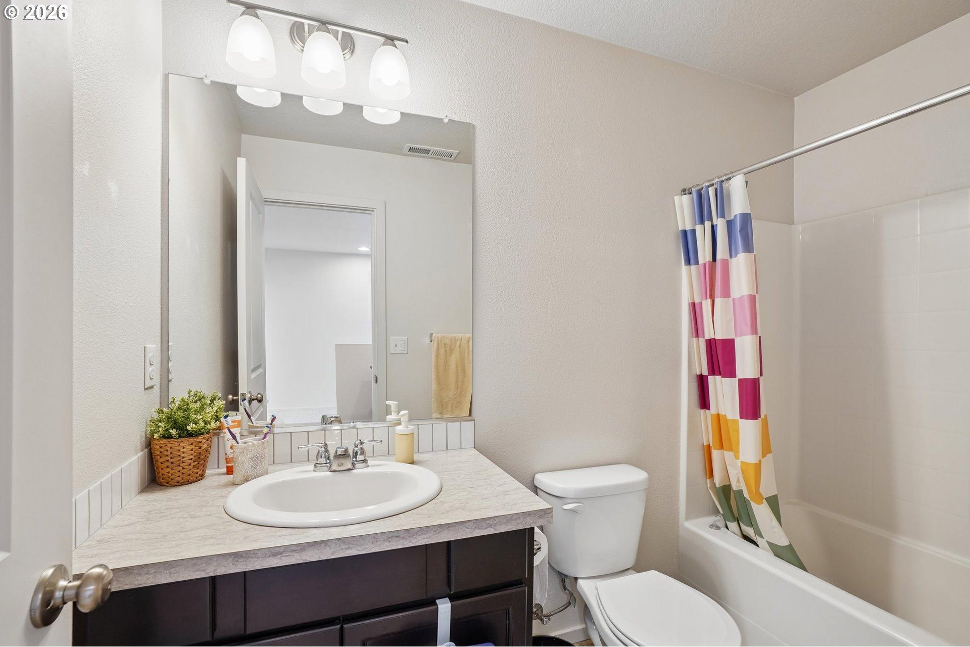 2349 Southeast 16th Street Gresham, OR 97080 - Photo 13 of 19 Gallery Image 13