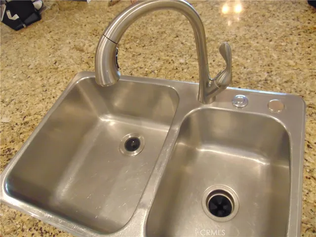 $5,000 | 1401 Kenneth Drive, Tustin, CA 92780