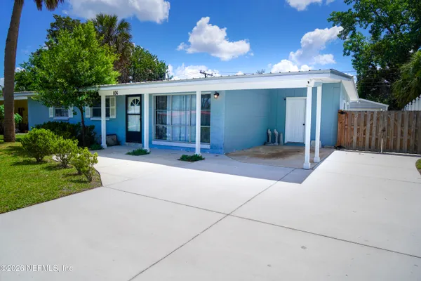 $250,000 | 106 River Drive, East Palatka, FL 32131