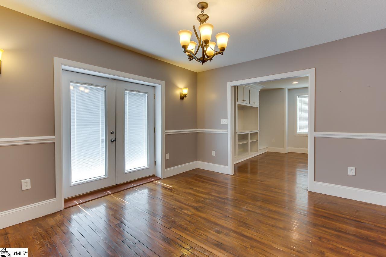 311 Old Augusta Road Greenville, SC 29605 - Photo 8 of 32 Gallery Image 8