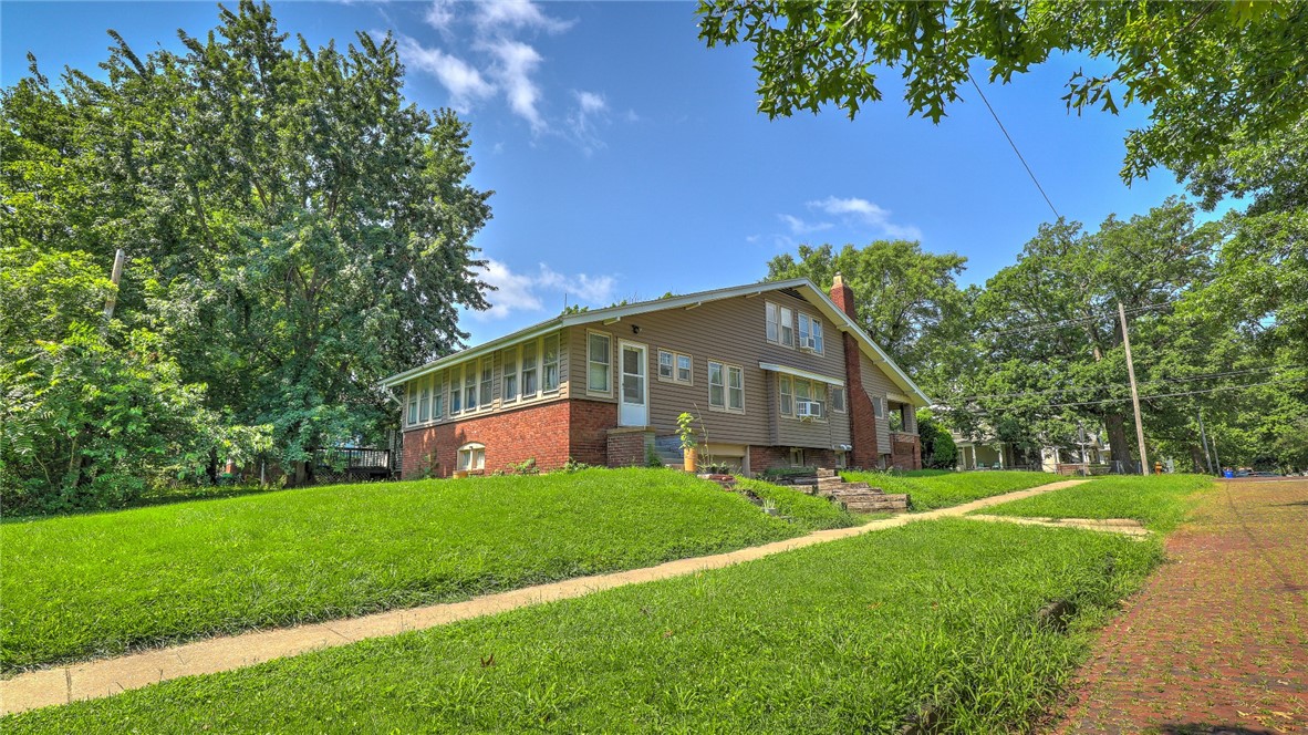 306 South Mc Clellan Avenue Decatur, IL 62522 - Photo 4 of 35 Gallery Image 4