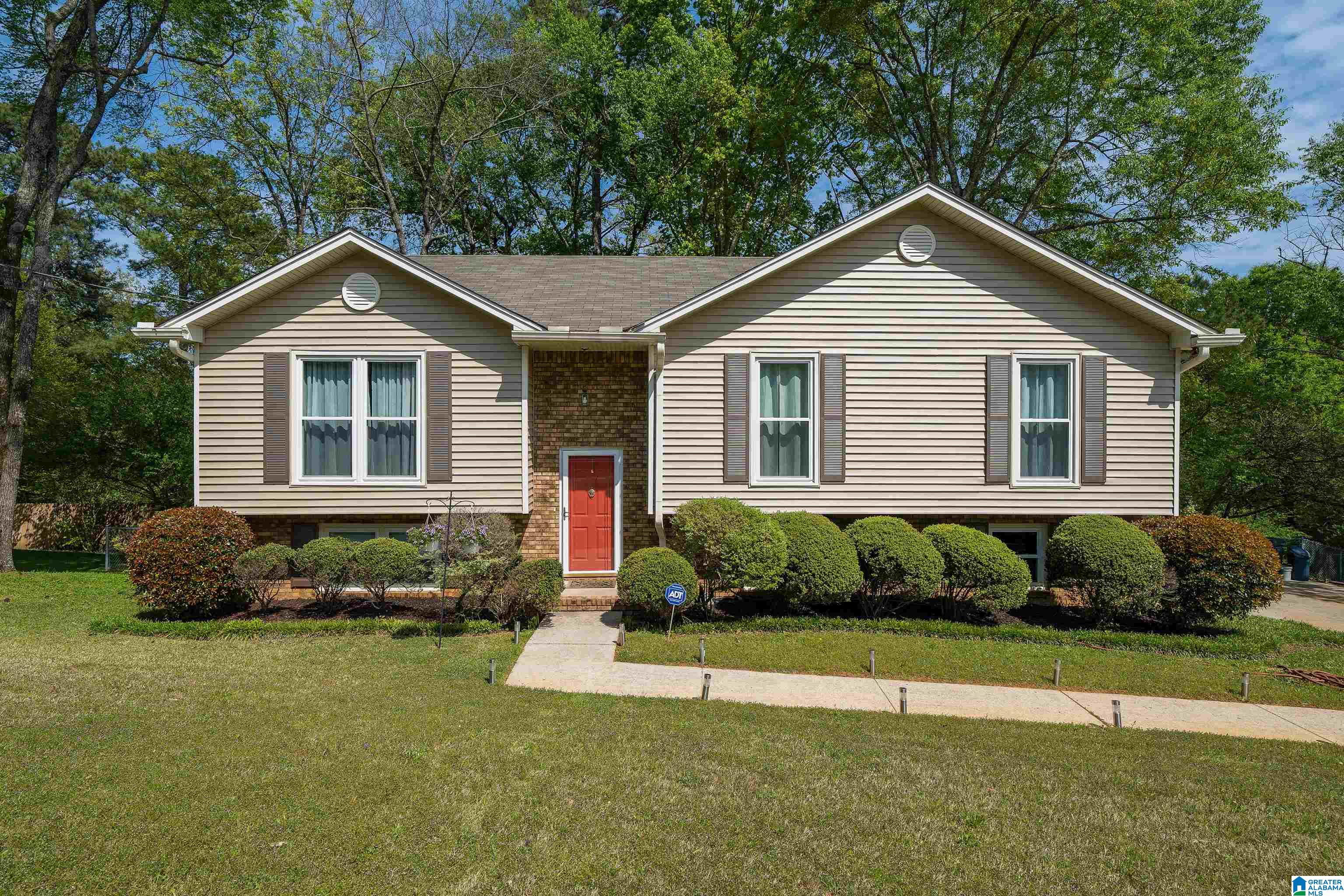 2665 Chestnut Way Pinson, AL 35126 - Photo 1 of 27