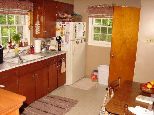 1123 Old Princeton Road New Castle, PA 16101 - Photo 4 of 9 Kitchen.