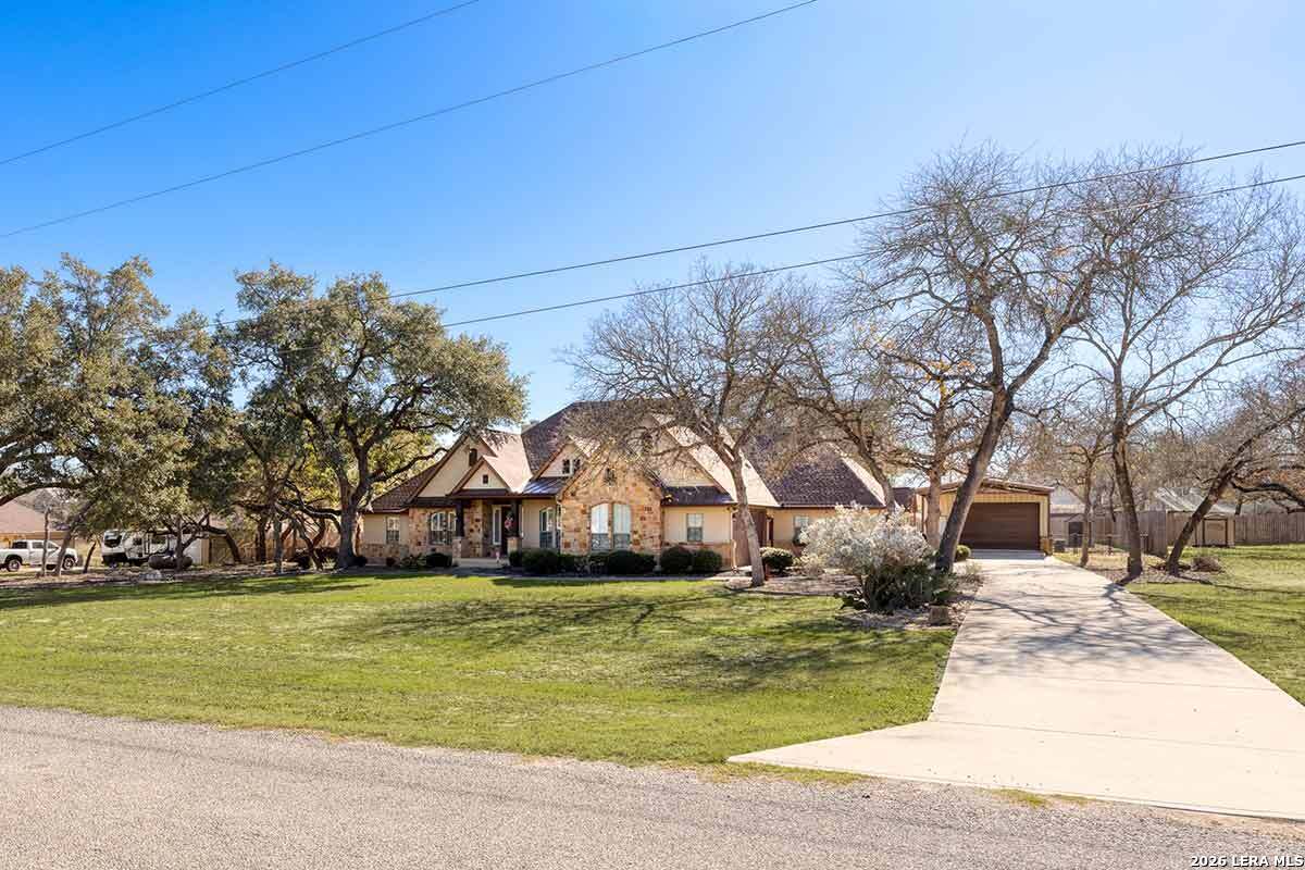 148 Copper Ridge Drive La Vernia, TX 78121 - Photo 4 of 42